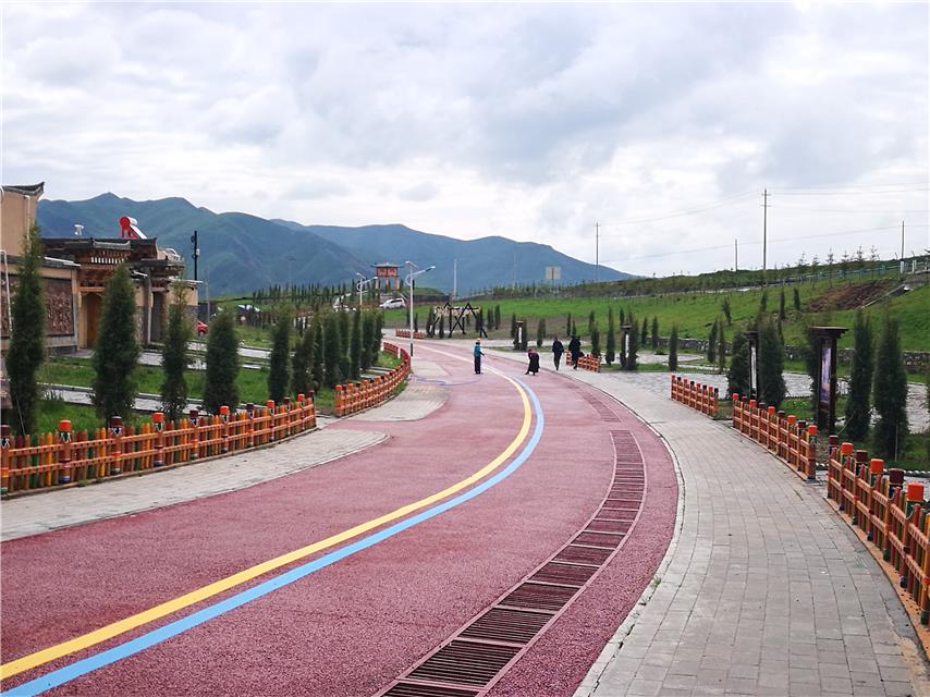 甘肅甘南州夏河縣安果村：吃上“旅游”飯，安心奔小康