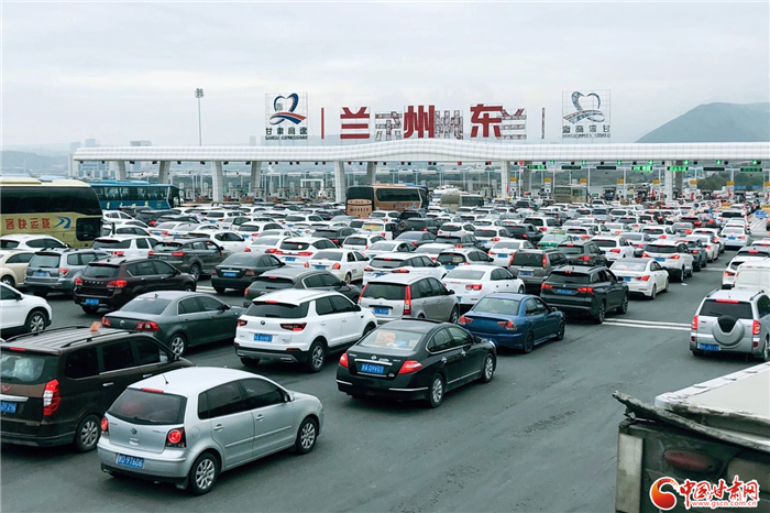 春運(yùn)即將開啟 蘭州市啟用15處執(zhí)法服務(wù)站點和119處農(nóng)村道路交通安全勸導(dǎo)站