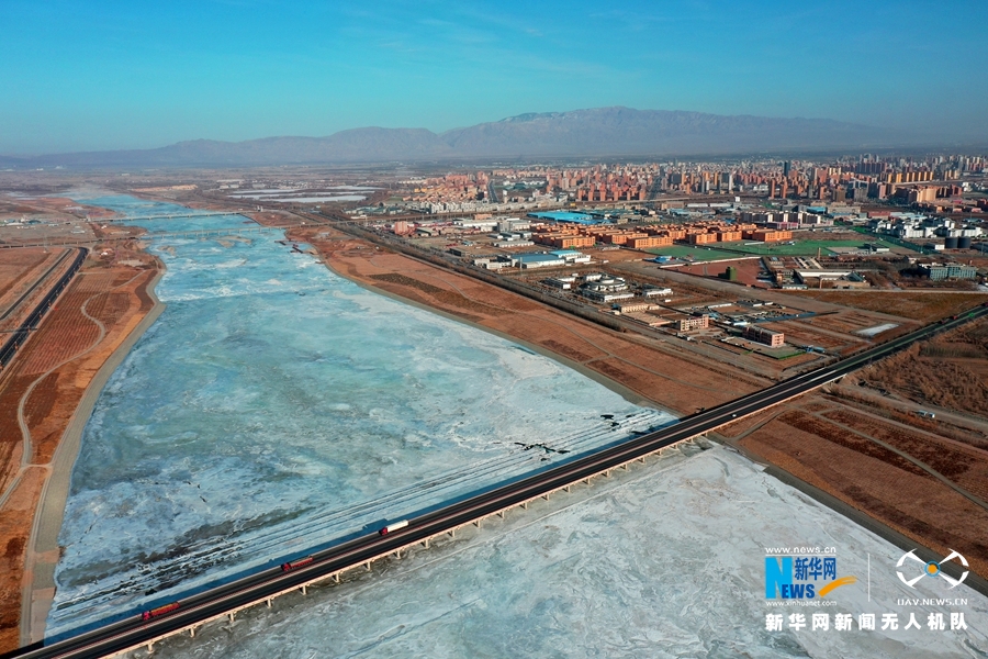 【“飛閱”中國(guó)】壯美！戈壁“銀河”