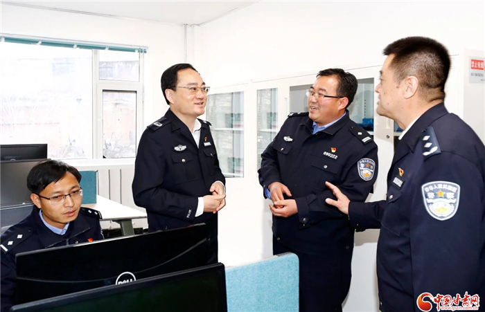 余建率隊赴臨夏蹲點調(diào)研指導(dǎo)公安工作