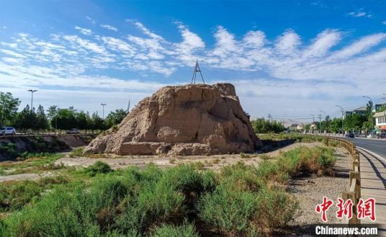 圖為沙州郡城遺址公園古遺址?！⊥醣筱y 攝