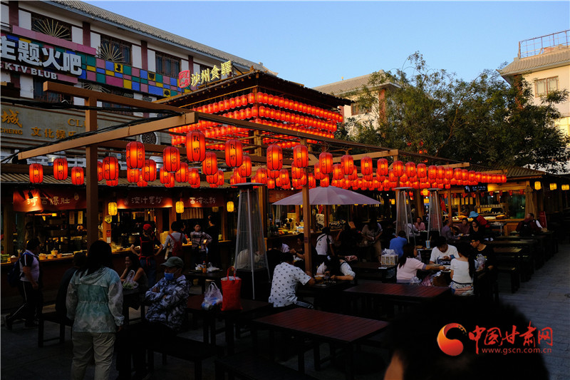 【聚焦一會(huì)一節(jié)】 長夜未央 夜色敦煌最識(shí)人間煙火