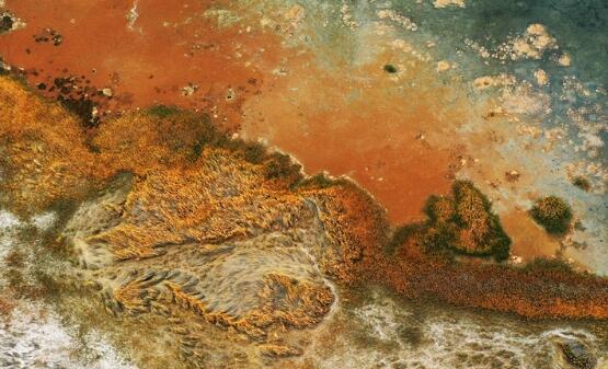 【“飛閱”中國】航拍明塘湖濕地：“煙霞火?！彼仆庑乔?>
        </a><em>【“飛閱”中國】航拍明塘湖濕地：“煙霞火海”似外星球</em></li>

                </ul>
            </div>
            <!-- public platform -->
            <div   id=