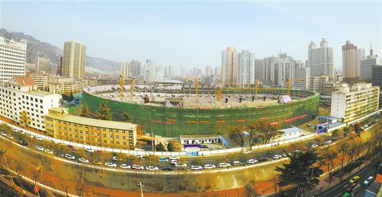 蘭州市七里河體育場主體封頂，預計明年7月交付使用