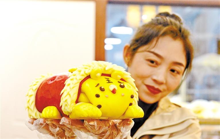 小老虎花餑餑，你舍得吃嗎？