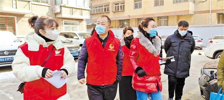 【新春走基層】解決雞毛蒜皮 感受社區(qū)“微幸?！?>
        </a><em>【新春走基層】解決雞毛蒜皮 感受社區(qū)“微幸福”</em></li>
    <li><a  target=