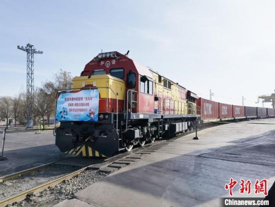 甘肅企業(yè)走出去“危中育新機(jī)” “借船出?！蓖貒?guó)際市場(chǎng)